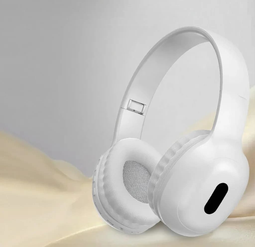 Over-ear Bluetooth-høretelefoner med TF-kortslot og AUX-indgang