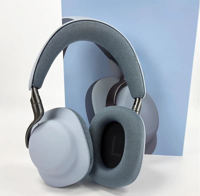 Trådløse over-ear hovedtelefoner med ANC og magnetiske ørekopper