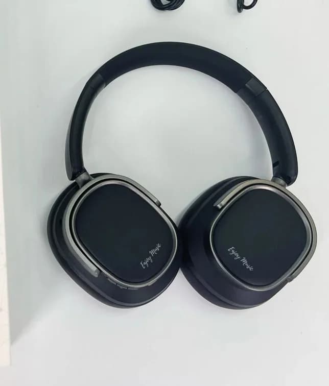 Retro Bluetooth-hovedtelefoner med aktiv støjreduktion