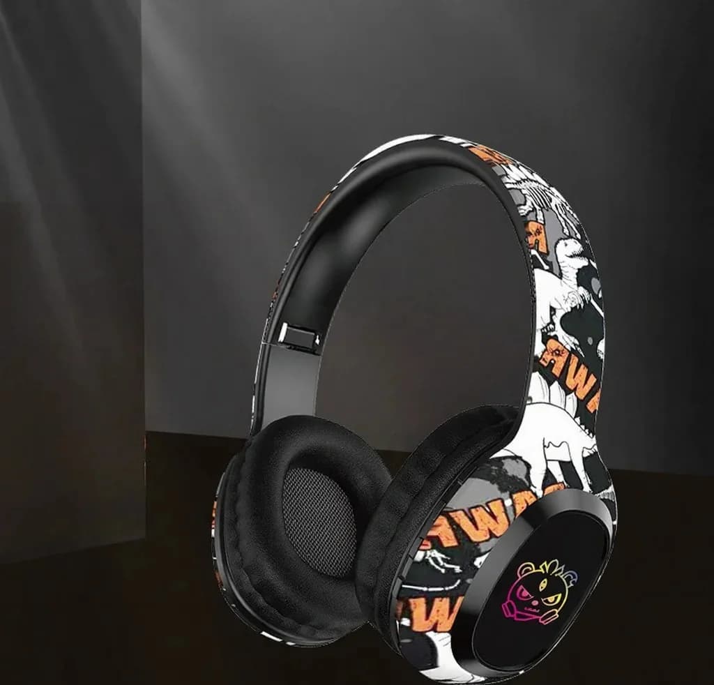 Over-ear Bluetooth-hovedtelefoner med FM-radio og LED-lys