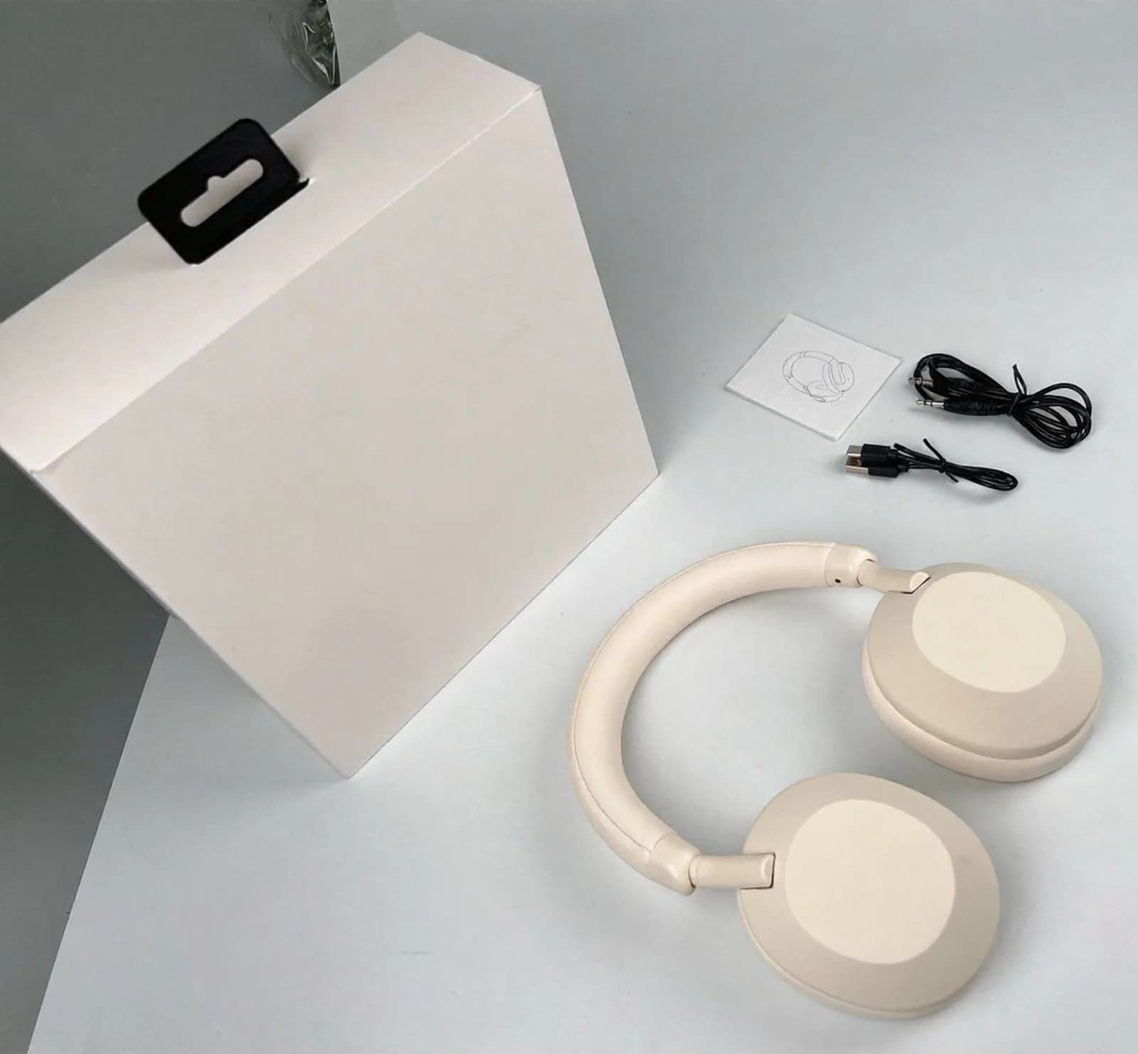Trådløse Bluetooth-hovedtelefoner med aktiv støjreduktion og stereo